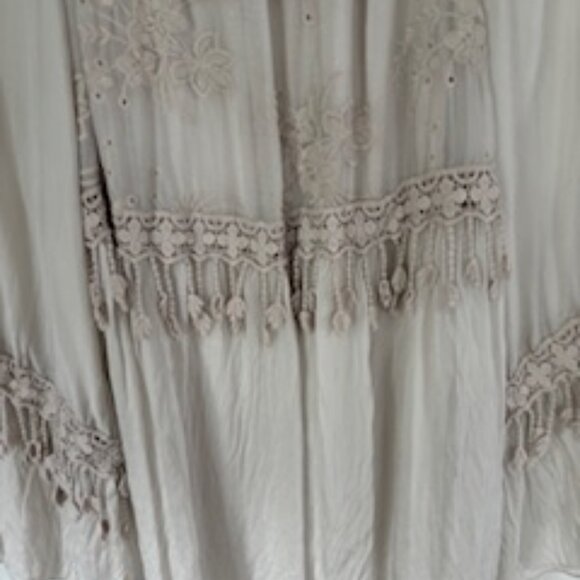 Women's Oversized Long Sleeve Top - Ivory - Picture 5 of 6